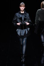 ユマ コシノ 2013-14年秋冬コレクション - 純粋と混沌との美しいカオスを、エッジィに｜写真55