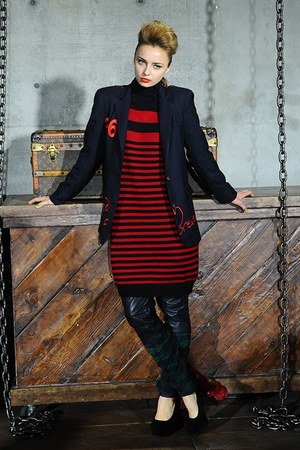 ニッツ シュナイダー(NITZ SCHNEIDER) 2013-14年秋冬ウィメンズ&メンズコレクション  - 写真10