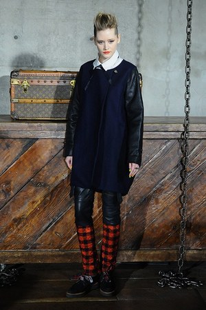 ニッツ シュナイダー(NITZ SCHNEIDER) 2013-14年秋冬ウィメンズ&メンズコレクション  - 写真12