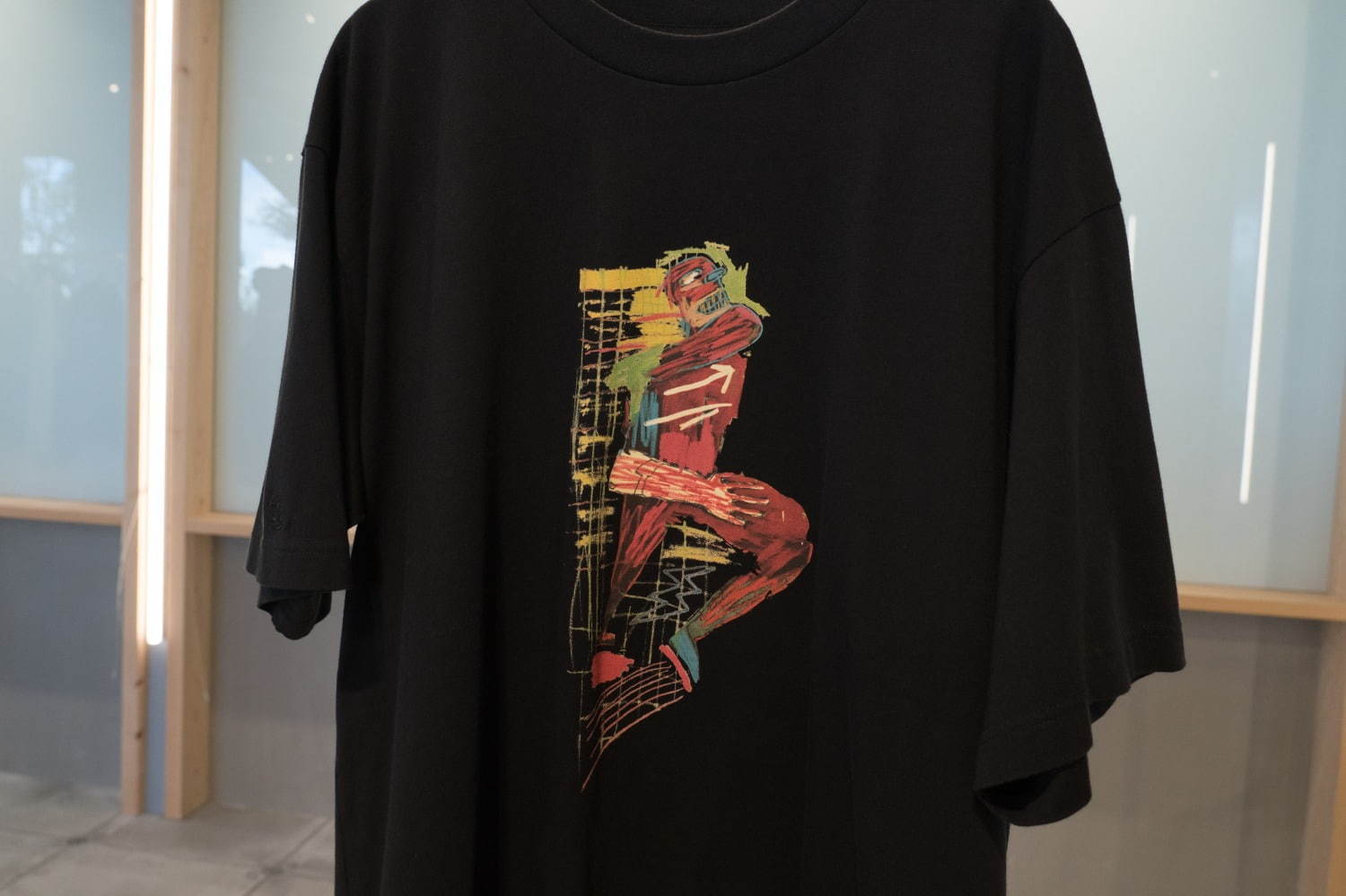 UT×バスキア×ワーナー・ブラザース - バスキアが描くジョーカーやバットマンがTシャツ＆パーカーに｜写真12