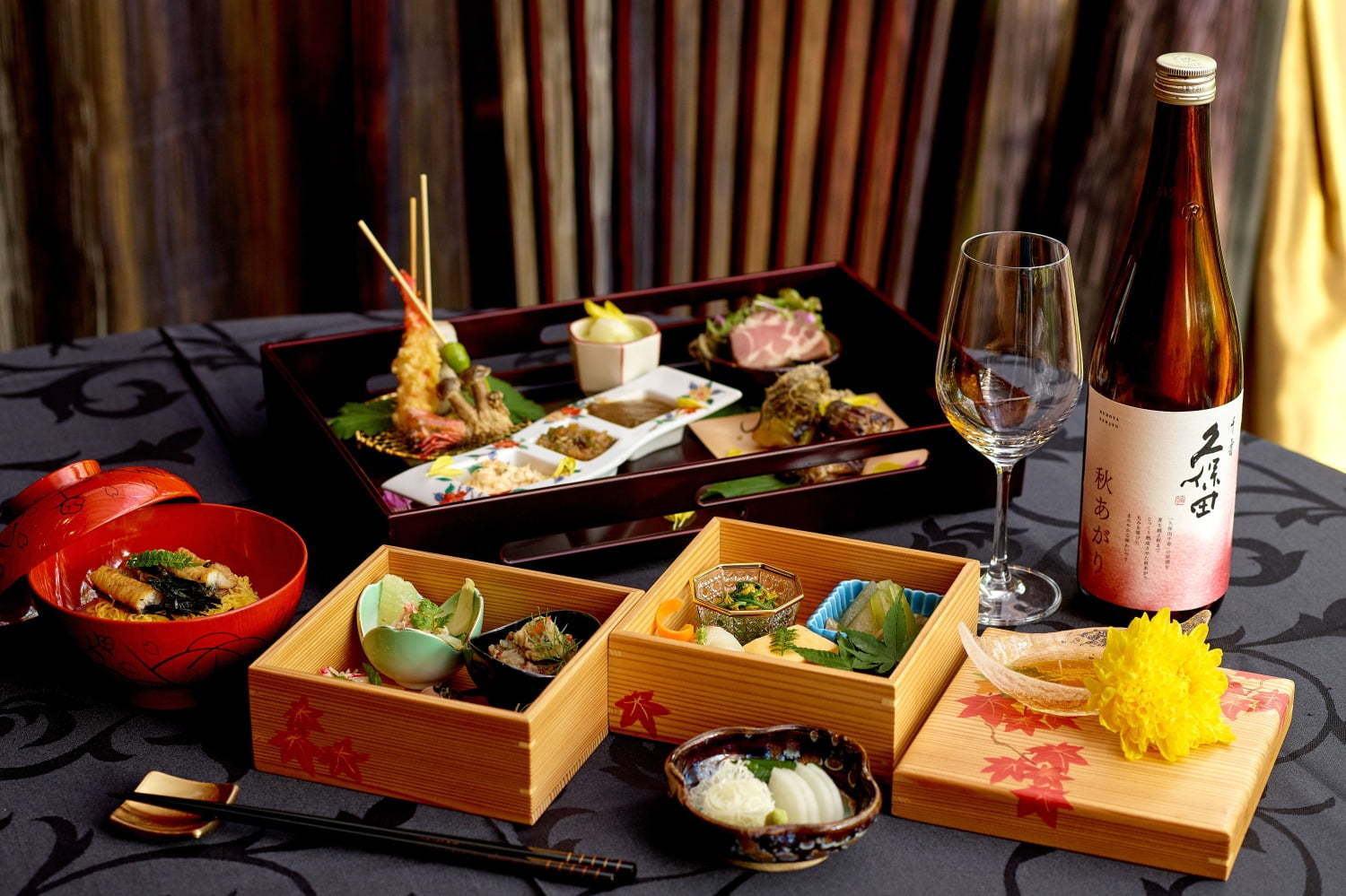 庭園｜日本酒「久保田」の限定カクテルや飲み比べを楽しめる秋イベント、原宿「ビアテラス 神楽」で