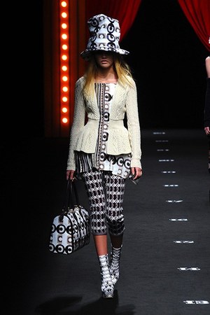 リツコ シラハマ(RITSUKO SHIRAHAMA) 2013-14年秋冬ウィメンズコレクション  - 写真4