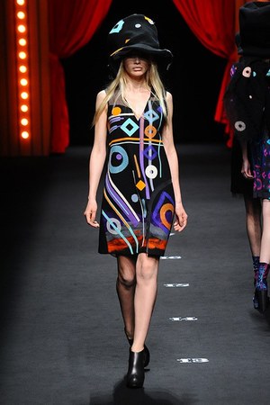 リツコ シラハマ(RITSUKO SHIRAHAMA) 2013-14年秋冬ウィメンズコレクション  - 写真14