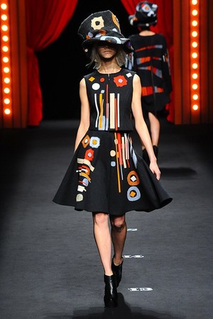 リツコ シラハマ(RITSUKO SHIRAHAMA) 2013-14年秋冬ウィメンズコレクション  - 写真17