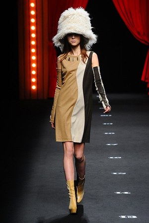 リツコ シラハマ(RITSUKO SHIRAHAMA) 2013-14年秋冬ウィメンズコレクション  - 写真30