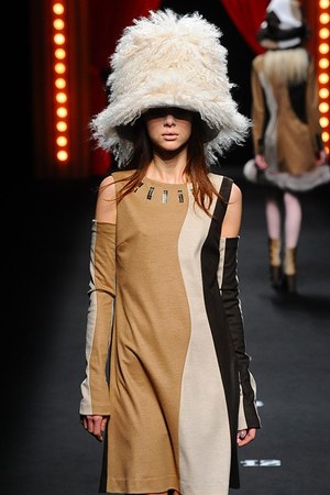 リツコ シラハマ(RITSUKO SHIRAHAMA) 2013-14年秋冬ウィメンズコレクション  - 写真31