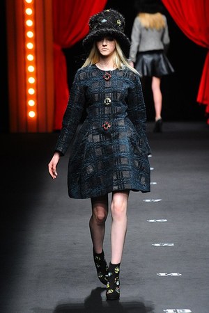 リツコ シラハマ(RITSUKO SHIRAHAMA) 2013-14年秋冬ウィメンズコレクション  - 写真51