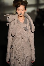 ノゾミ イシグロ オートクチュール 2013-14年秋冬コレクション - ろくでなし ひとでなし ふくでなし｜写真38