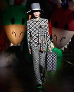 ルイ・ヴィトン 21春夏メンズ・コレクションは“旅するショー”、ヴァージル初の日本でランウェイ開催｜写真20