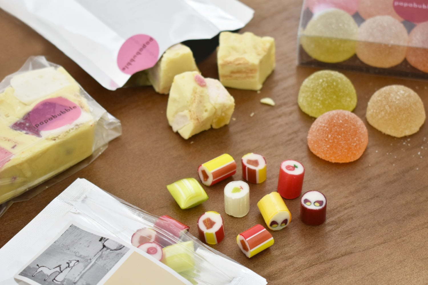 ロリポップキャンディー｜パパブブレ秋の新作キャンディ、“アップルパイ”“スイートポテト”フレーバーのロリポップなど