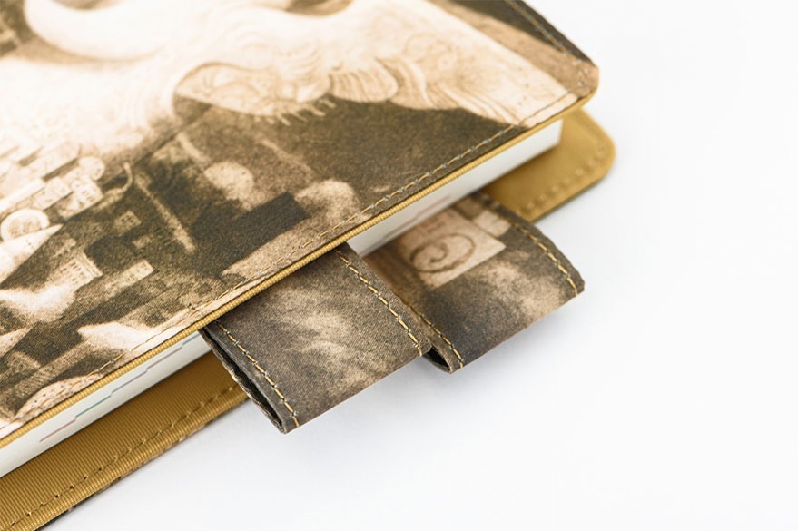 “奇妙で懐かしい”ショーン・タンの絵本が「ほぼ日手帳」に、代表作『アライバル』の手帳カバー｜写真11