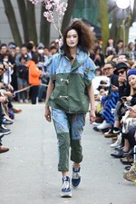 アレキサンダー リー チャン 2013年春夏コレクション - みんなで作る楽しいピクニック｜写真24