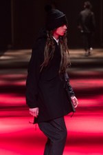 ガンリュウ(GANRYU) 2013-14年秋冬コレクション - ベーシックアイテムが見せた新たな表情｜写真49