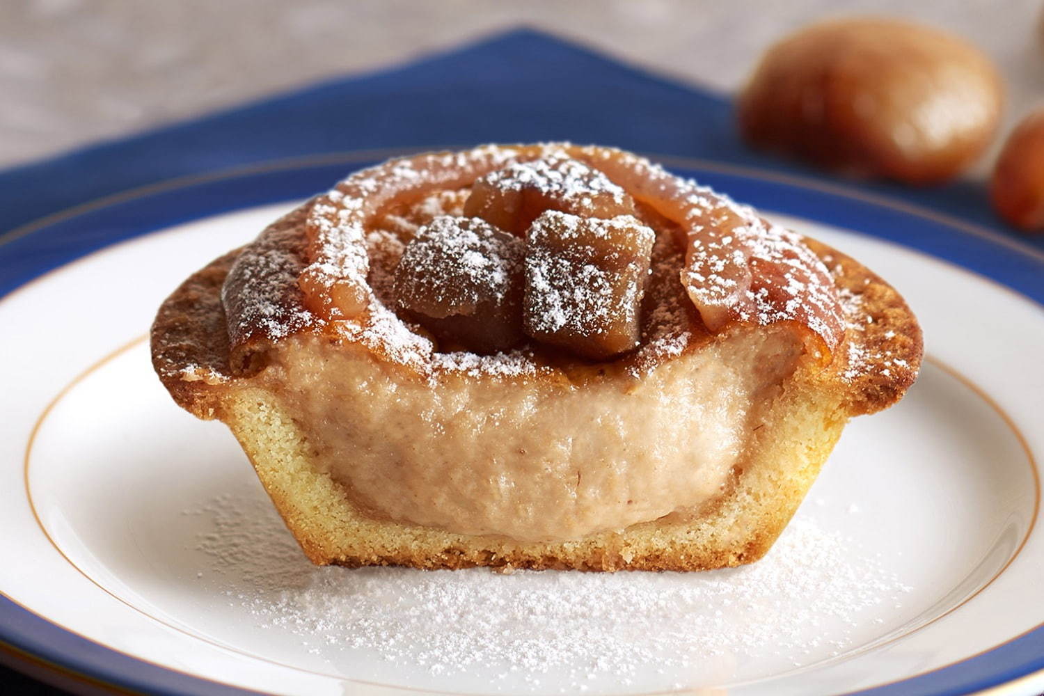 ベイク チーズタルト「モンブランチーズタルト」