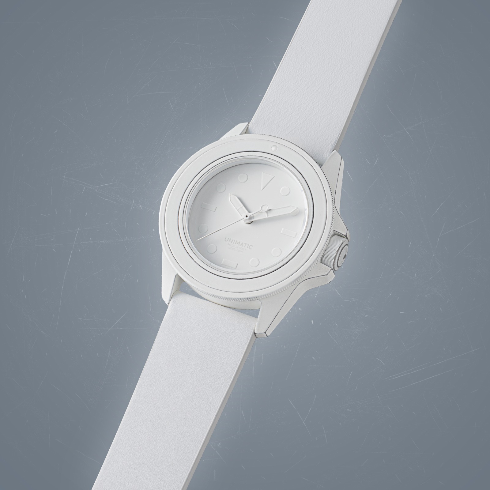 メゾン ミハラヤスヒロ×ウニマティックのコラボ腕時計、白一色に染めた第2弾モデルが100本限定で｜写真3