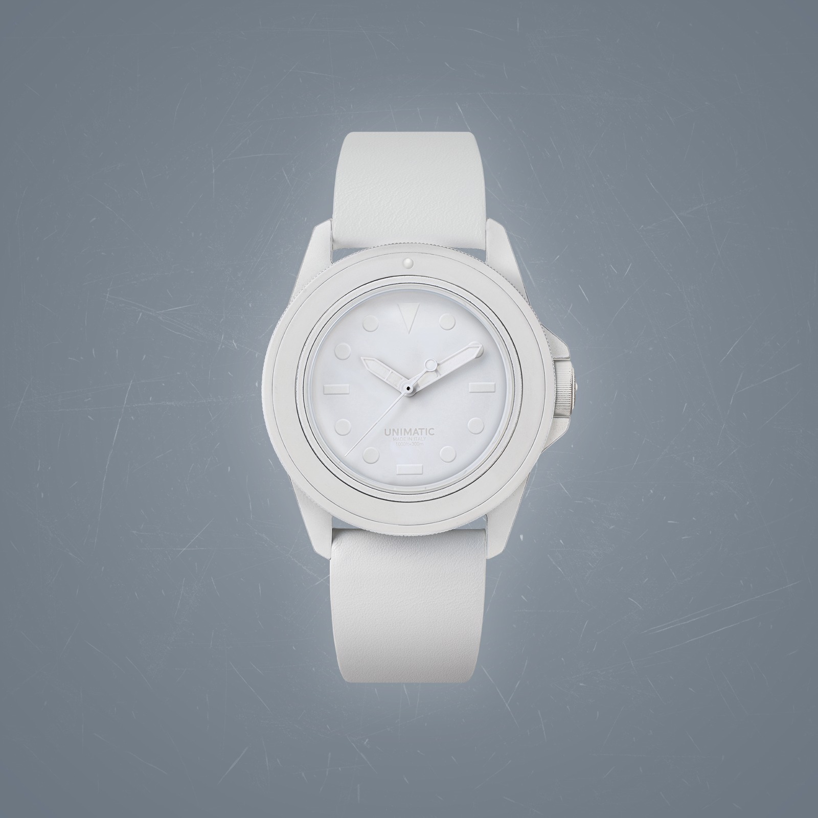 メゾン ミハラヤスヒロ×ウニマティックのコラボ腕時計、白一色に染めた第2弾モデルが100本限定で｜写真4