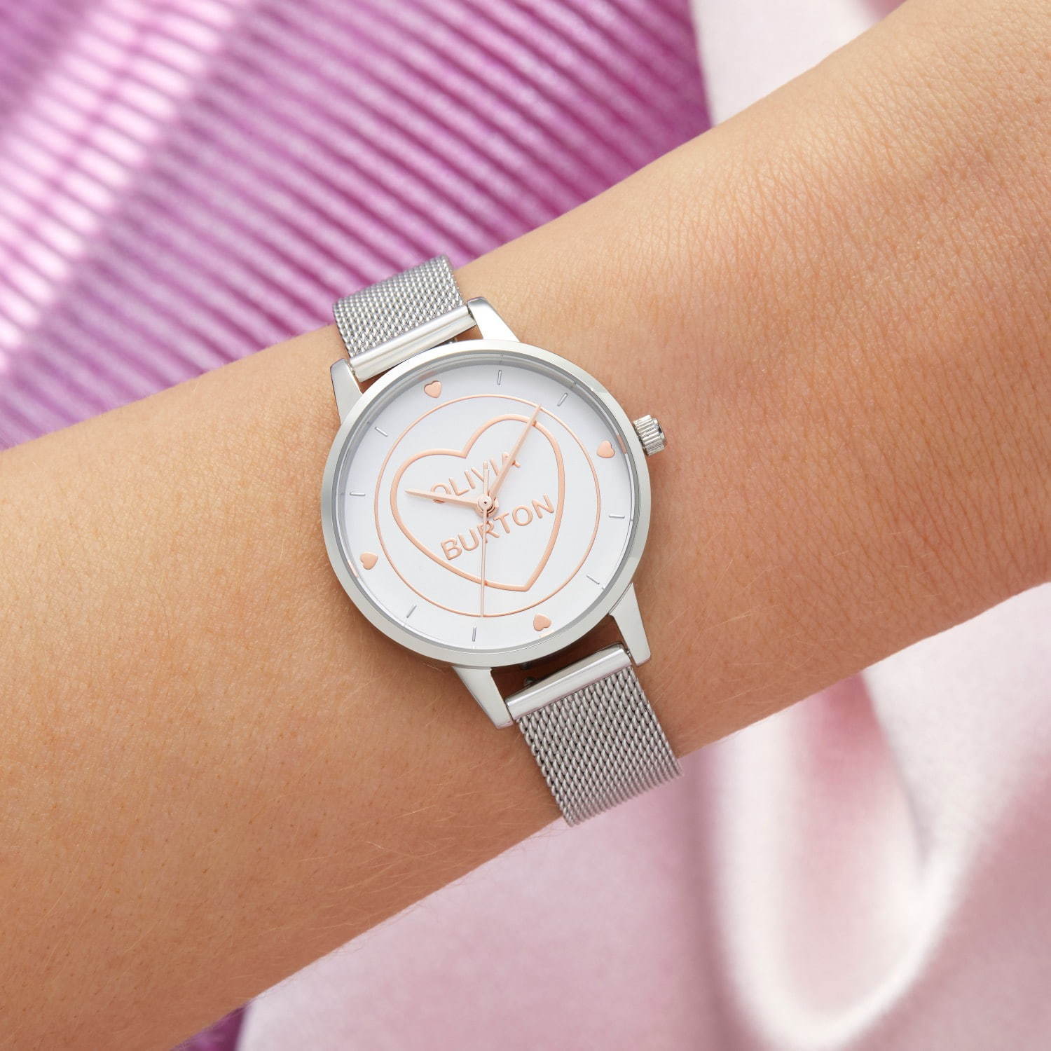 オリビア・バートンの新作腕時計、“オーロラと夜空”＆グリッターきらめくロリポップ着想ダイアル｜写真8