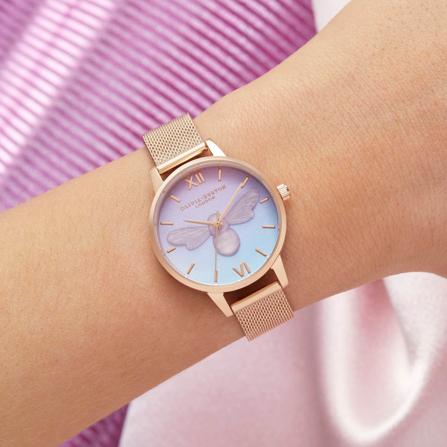 オリビア・バートンの新作腕時計、“オーロラと夜空”＆グリッターきらめくロリポップ着想ダイアル｜写真17