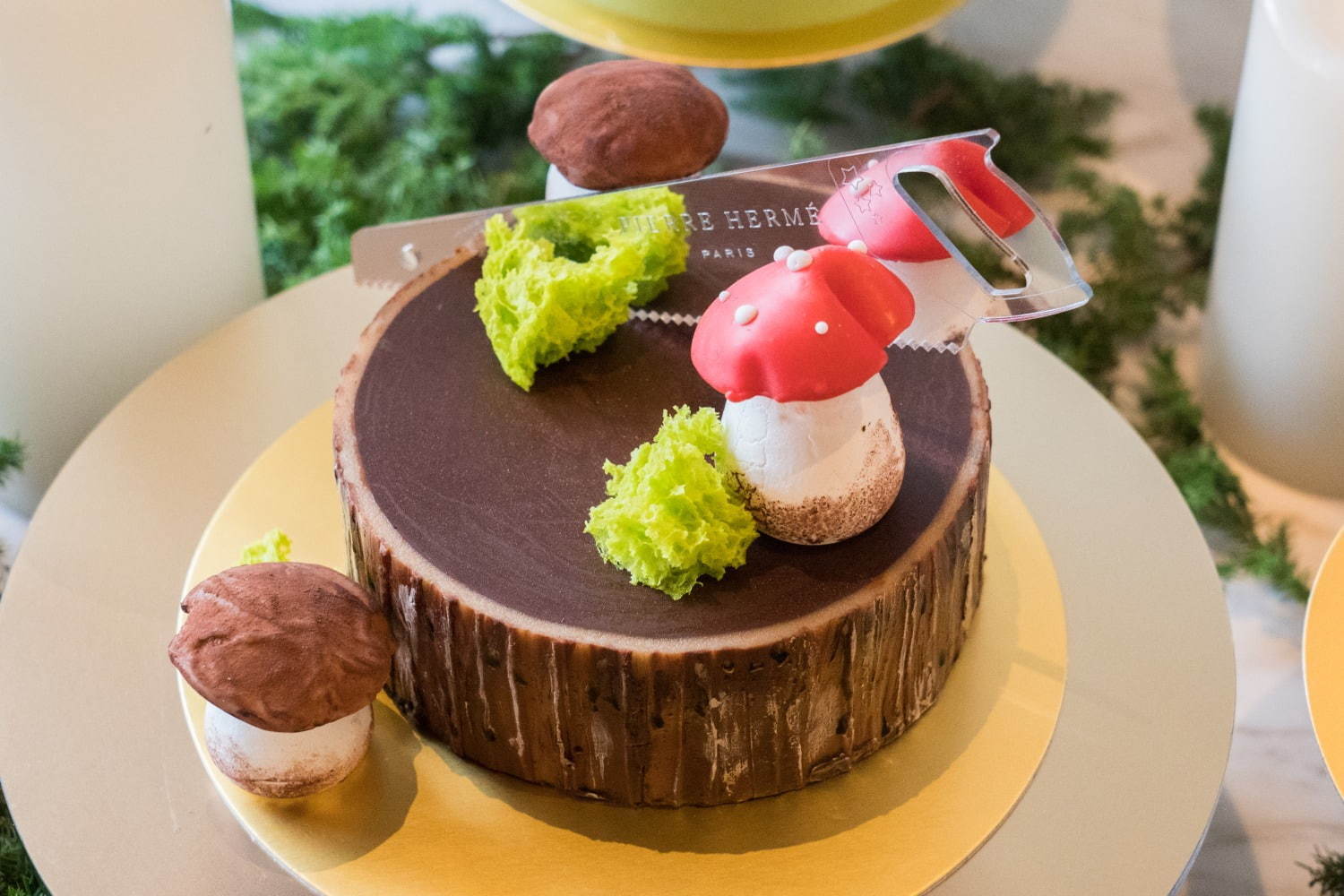 ピエール・エルメのクリスマスケーキ2020、“星空”をイメージした七芒星型ケーキなど｜写真7