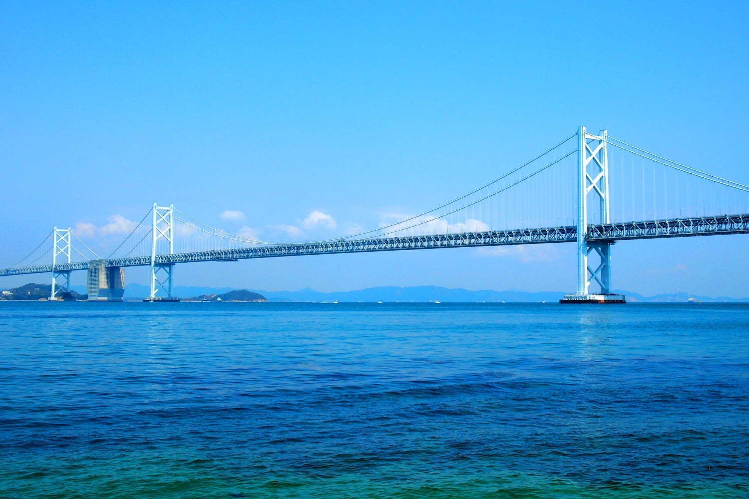 ヨガ｜瀬戸内の絶景を望むグランピング施設「せとうちグランピング」岡山・鷲羽山下電ホテルに限定オープン