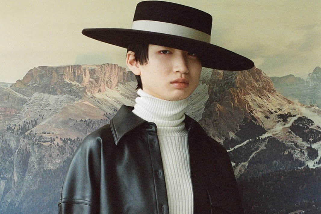 アース 2020-21年秋冬 ウィメンズ&メンズ コレクション