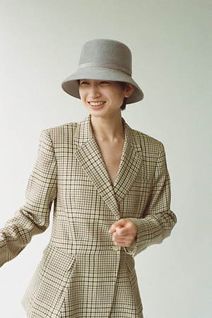 アース(arth) 2020-21年秋冬ウィメンズ&メンズコレクション  - 写真4