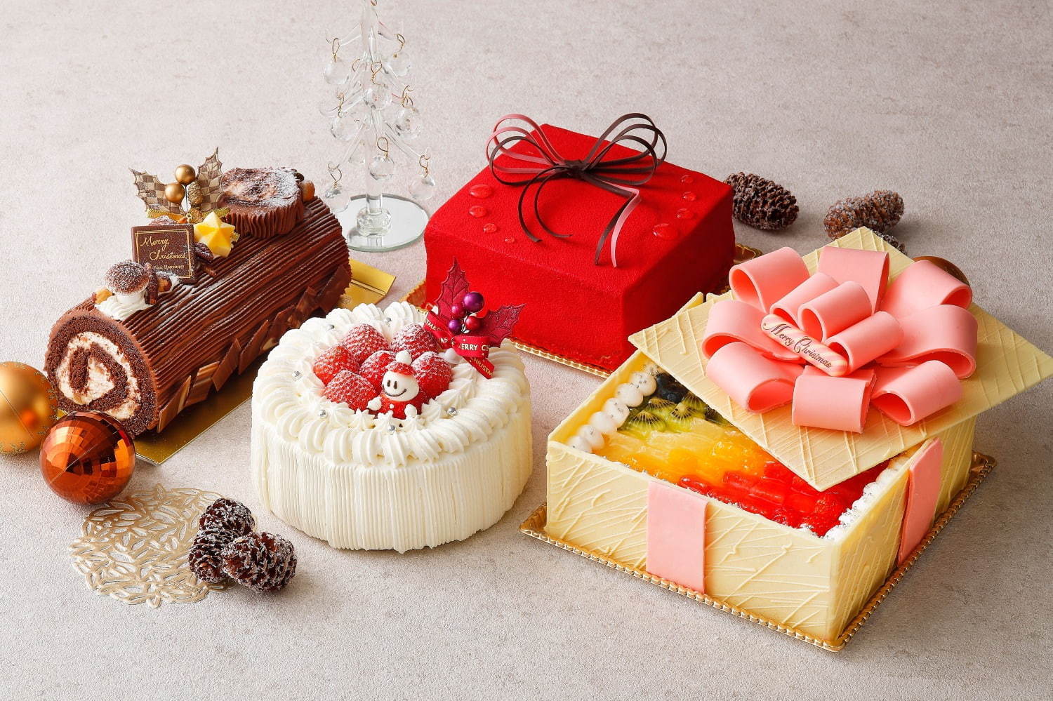 横浜 ホテルニューグランドのクリスマスケーキ フルーツを詰めた ギフトボックス ケーキなど ファッションプレス