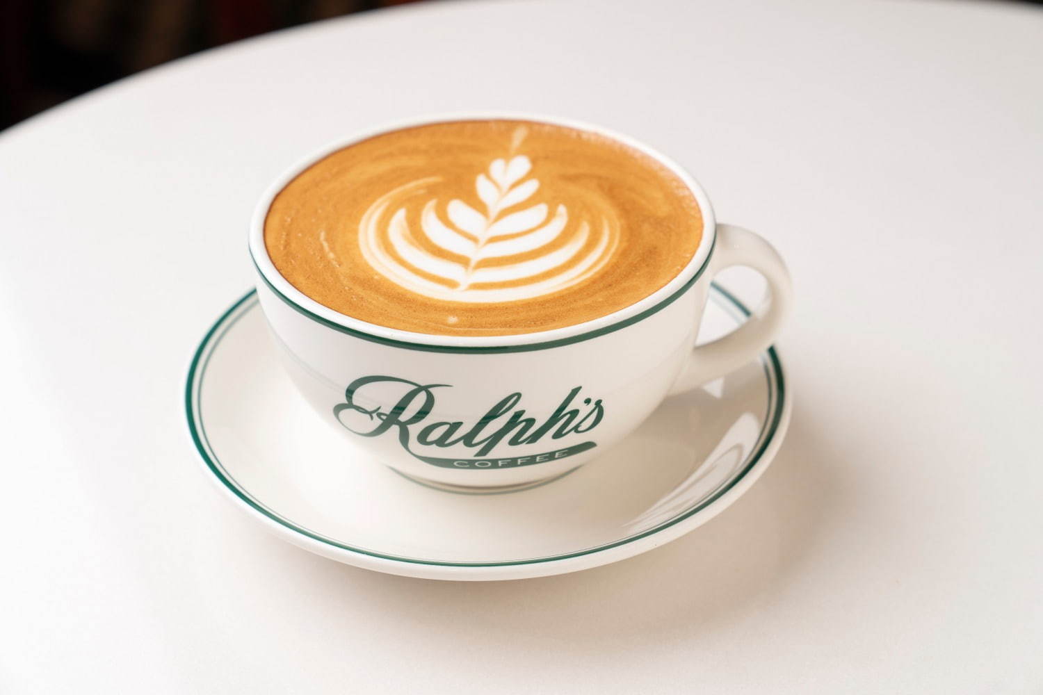 ラルフ ローレンのカフェ「ラルフズ コーヒー」名古屋・レイヤード 久屋大通パークに、新旗艦店に併設