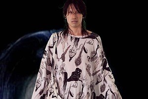 イクミ 2020年秋冬コレクション - 妖怪の蠢く時間、「人間椅子」PVとコラボ