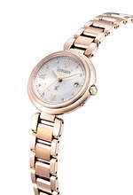 シチズン クロスシー新作レディース腕時計、“水面の波紋”着想ケース×透明感のあるカラーで｜写真7