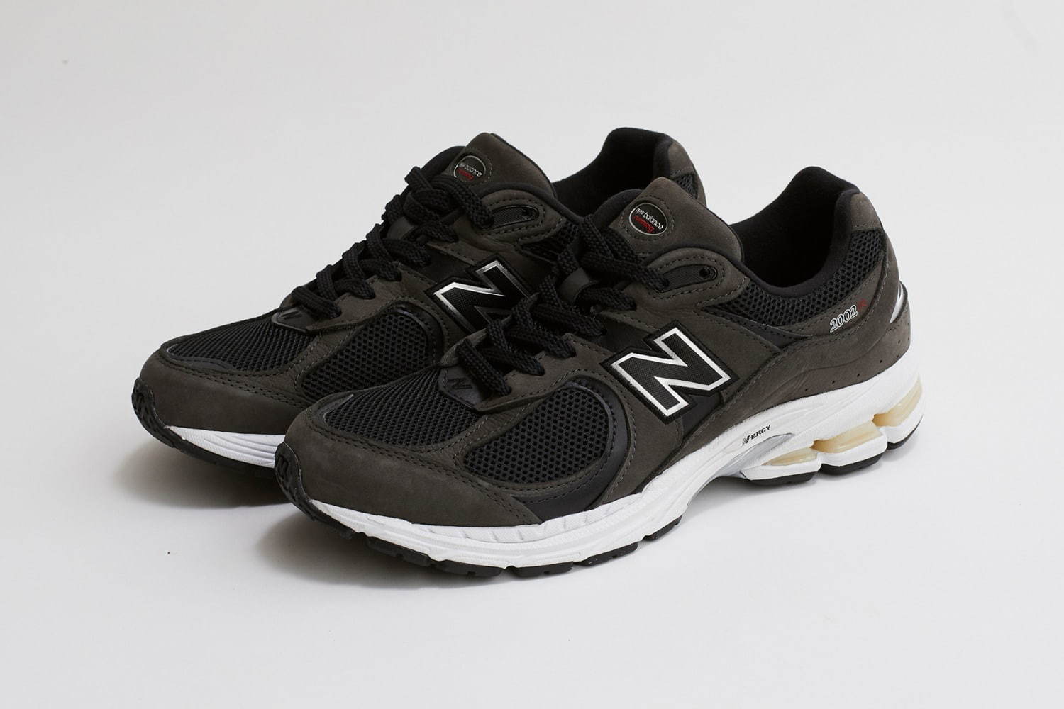 NEW BALANCE ML2002R B ニューバランス 2002 ブラック