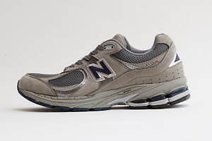 ニューバランス(New Balance) 2002|写真1
