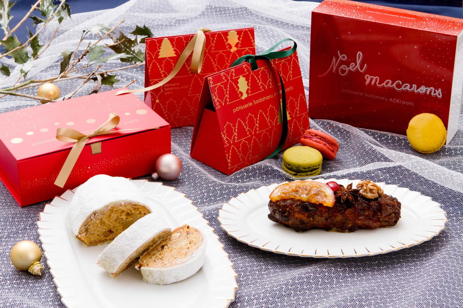 サダハル・アオキのクリスマス2020、ピスタチオ×ショコラのモミの木型ケーキ＆イチゴのマカロンケーキ｜写真7