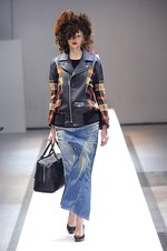 ジュンヤ ワタナベ・コム デ ギャルソン 2013-14年秋冬コレクション - フェミニン×グランジなニューバランス｜写真17