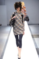 ジュンヤ ワタナベ・コム デ ギャルソン 2013-14年秋冬コレクション - フェミニン×グランジなニューバランス｜写真27