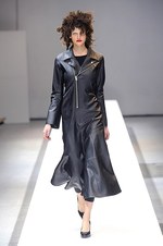 ジュンヤ ワタナベ・コム デ ギャルソン 2013-14年秋冬コレクション - フェミニン×グランジなニューバランス｜写真33