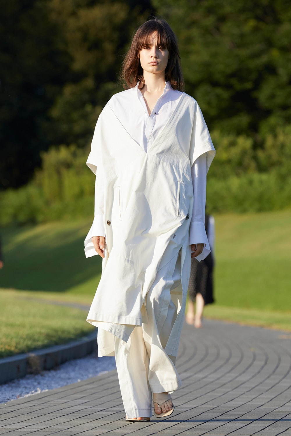 ウジョー 2021年春夏｜ ステンカラーコート