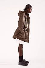 マーガレット・ハウエル 2021年春夏メンズコレクション - 灰色の霧に濡れて｜写真13