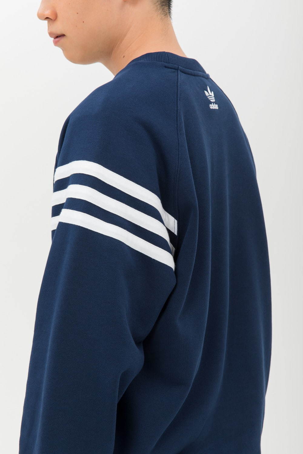 アディダス オリジナルス×NIGOヒューマンメイド“ハート型”スリー 