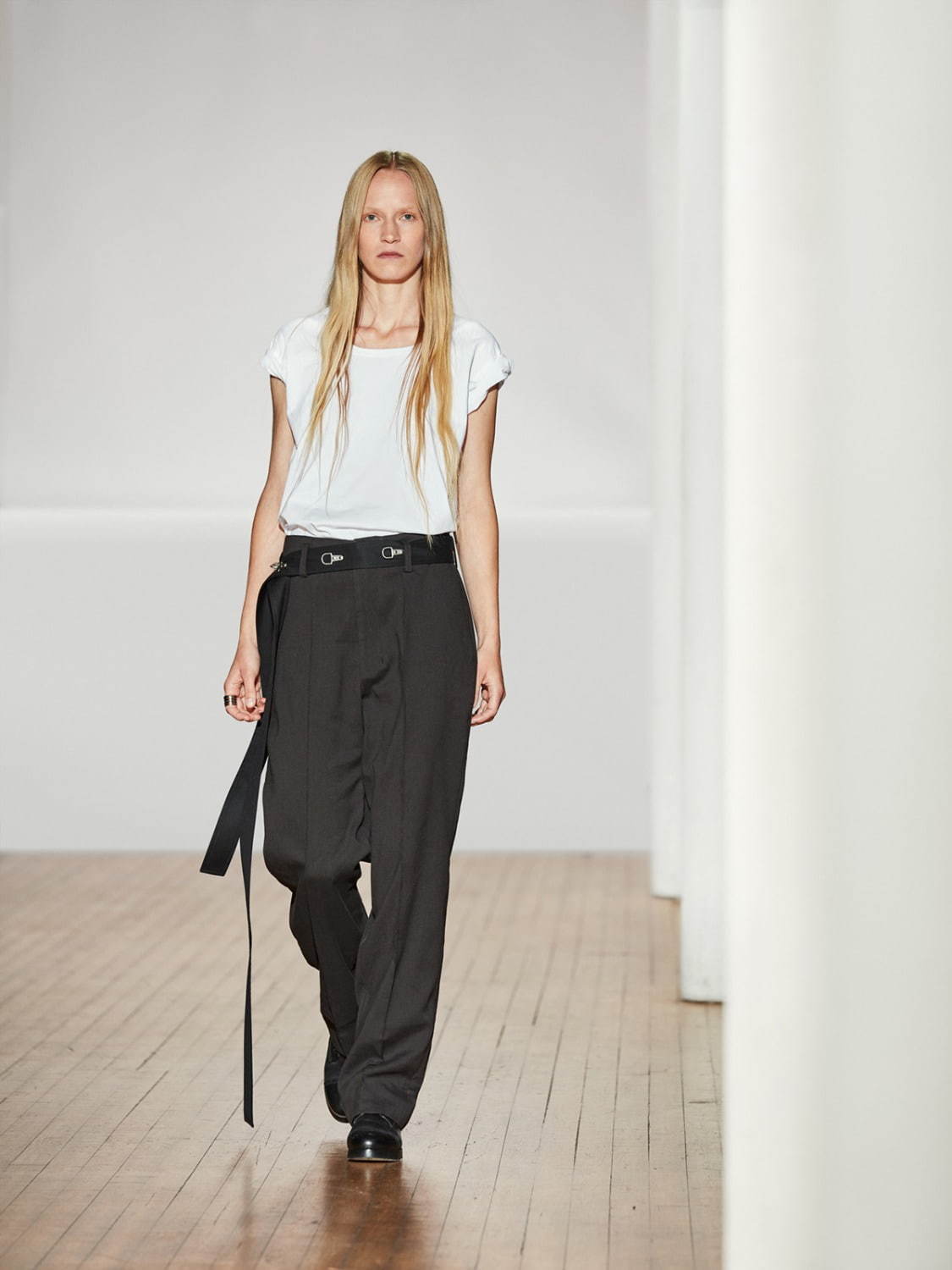 トムウッド 2021年春夏<span>コレクション</span> - 写真2