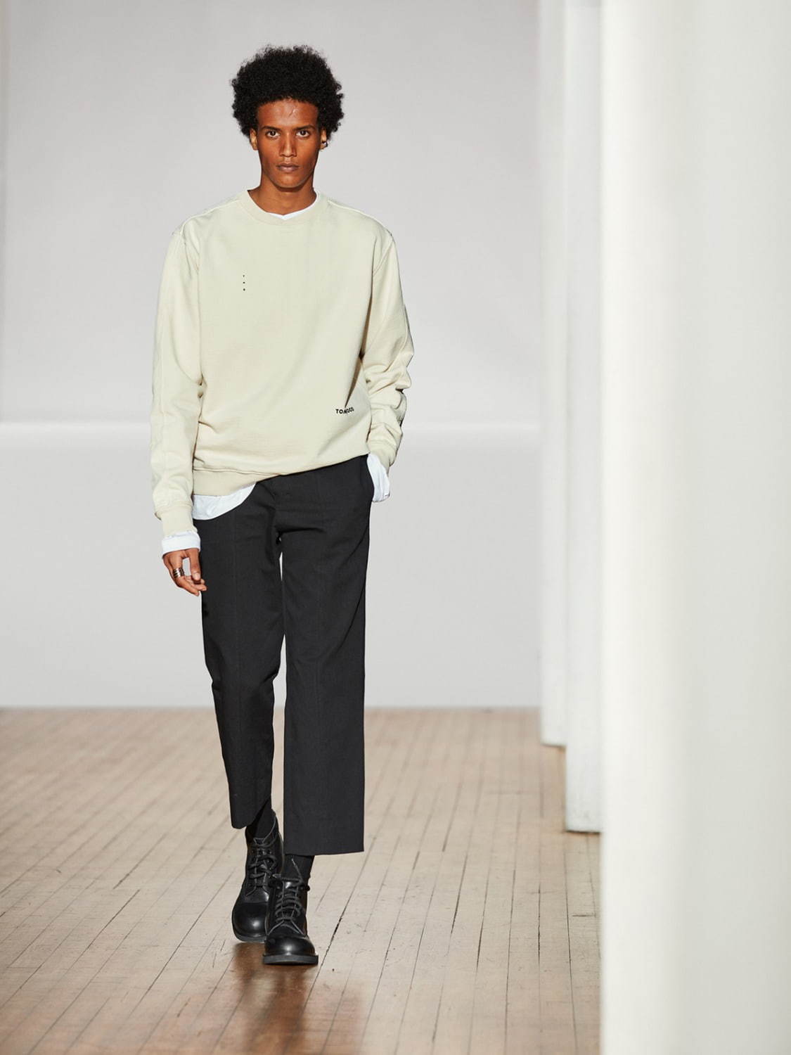 トムウッド 2021年春夏<span>コレクション</span> - 写真18