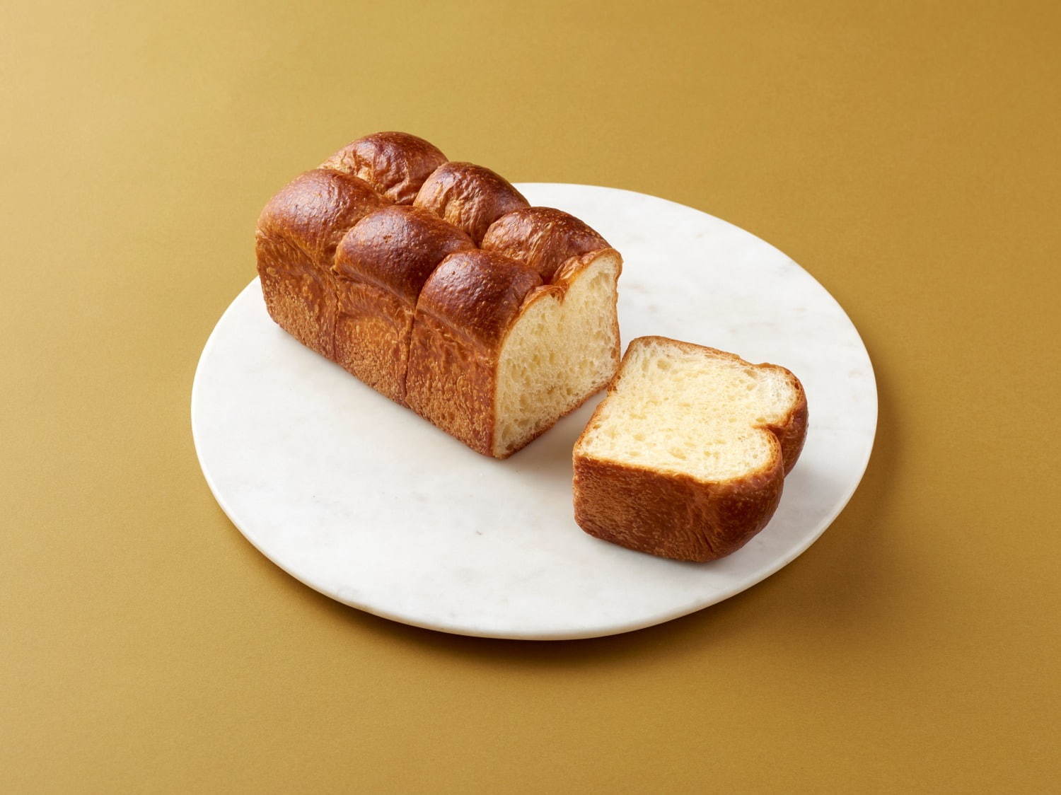 進化系生食パン「フィナンシェ食パン」とろける濃厚くちどけに薫る焦がしバター、渋谷で｜写真2