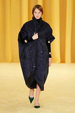 プラダ 2021年春夏ウィメンズコレクション - ラフ・シモンズが加わった“新生プラダ”｜写真29