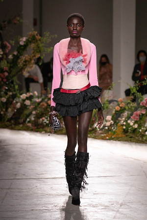 ブルマリン(Blumarine) 2021年春夏ウィメンズコレクション  - 写真16