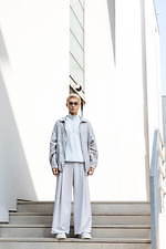 エンポリオ アルマーニ 2021年春夏メンズコレクション、ダイナミックな都市になじむ軽快な装い｜写真26