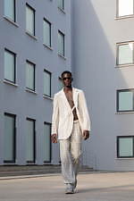 エンポリオ アルマーニ 2021年春夏メンズコレクション、ダイナミックな都市になじむ軽快な装い｜写真33