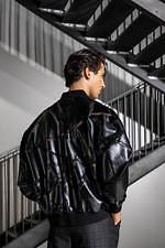 エンポリオ アルマーニ 2021年春夏メンズコレクション、ダイナミックな都市になじむ軽快な装い｜写真57