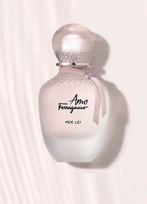 フェラガモ アモ フェラガモ フラワフル 50ml