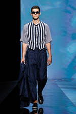 ジョルジオ アルマーニ 2021年春夏メンズコレクション、柔らかくも凛とした佇まい｜写真18