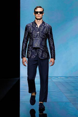 w300_GiorgioArmani_2021ss_064.jpg